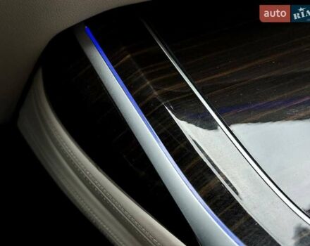 Серый БМВ X7, объемом двигателя 3 л и пробегом 75 тыс. км за 59000 $, фото 76 на Automoto.ua