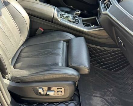 Серый БМВ X7, объемом двигателя 2.99 л и пробегом 119 тыс. км за 80000 $, фото 34 на Automoto.ua