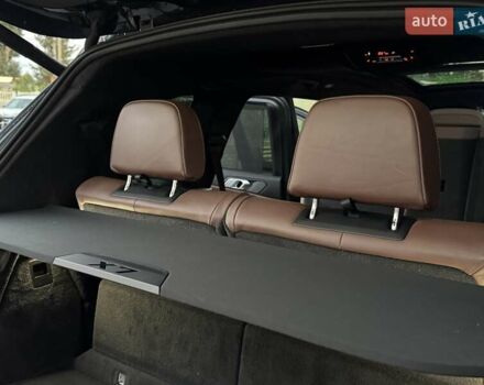 Серый БМВ X7, объемом двигателя 3 л и пробегом 143 тыс. км за 59900 $, фото 48 на Automoto.ua