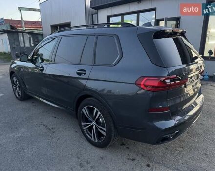 Серый БМВ X7, объемом двигателя 3 л и пробегом 143 тыс. км за 59900 $, фото 5 на Automoto.ua