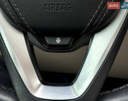 Серый БМВ X7, объемом двигателя 3 л и пробегом 75 тыс. км за 59000 $, фото 72 на Automoto.ua