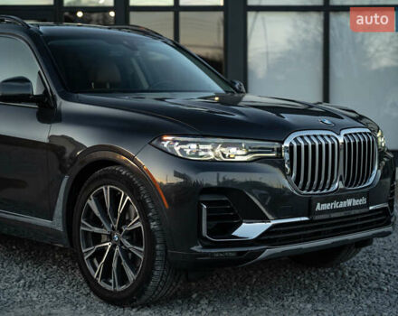 Серый БМВ X7, объемом двигателя 3 л и пробегом 56 тыс. км за 68900 $, фото 8 на Automoto.ua