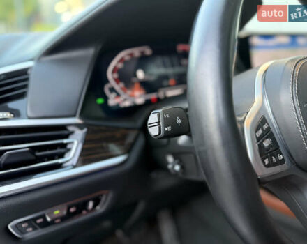 Серый БМВ X7, объемом двигателя 2.99 л и пробегом 194 тыс. км за 65900 $, фото 45 на Automoto.ua