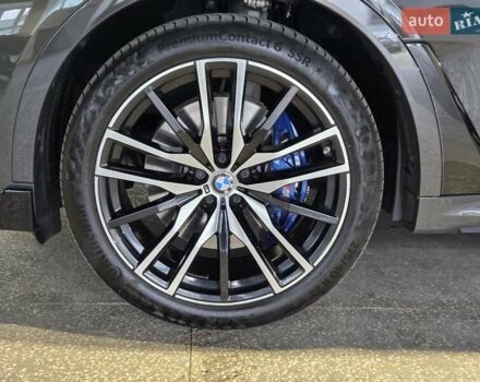 Серый БМВ X7, объемом двигателя 3 л и пробегом 111 тыс. км за 85999 $, фото 8 на Automoto.ua