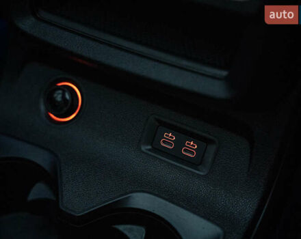 Серый БМВ X7, объемом двигателя 3 л и пробегом 56 тыс. км за 68900 $, фото 34 на Automoto.ua