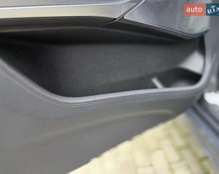 Серый БМВ X7, объемом двигателя 3 л и пробегом 111 тыс. км за 85999 $, фото 28 на Automoto.ua