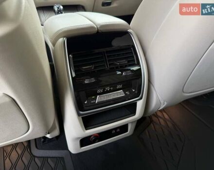 Серый БМВ X7, объемом двигателя 2.99 л и пробегом 116 тыс. км за 85000 $, фото 58 на Automoto.ua