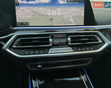 Серый БМВ X7, объемом двигателя 2.99 л и пробегом 194 тыс. км за 65900 $, фото 50 на Automoto.ua