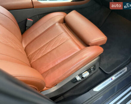 Серый БМВ X7, объемом двигателя 2.99 л и пробегом 194 тыс. км за 65900 $, фото 86 на Automoto.ua