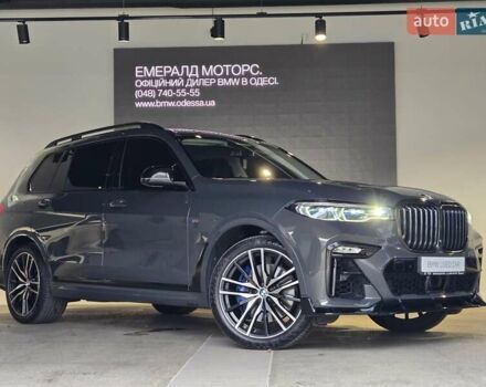 Серый БМВ X7, объемом двигателя 3 л и пробегом 111 тыс. км за 85999 $, фото 3 на Automoto.ua