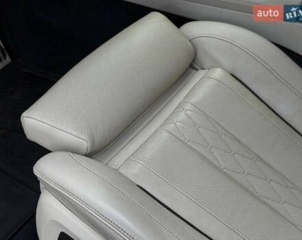 Серый БМВ X7, объемом двигателя 2.99 л и пробегом 116 тыс. км за 85000 $, фото 49 на Automoto.ua