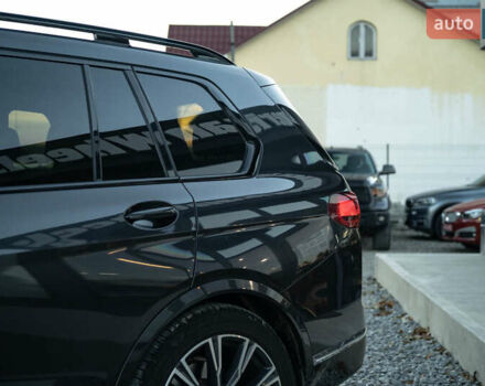 Серый БМВ X7, объемом двигателя 3 л и пробегом 56 тыс. км за 68900 $, фото 15 на Automoto.ua