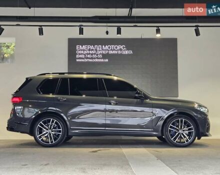 Серый БМВ X7, объемом двигателя 3 л и пробегом 111 тыс. км за 85999 $, фото 5 на Automoto.ua