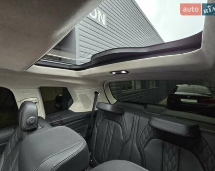 Серый БМВ X7, объемом двигателя 3 л и пробегом 111 тыс. км за 85999 $, фото 27 на Automoto.ua