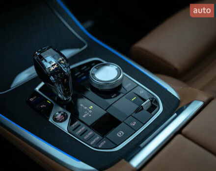 Серый БМВ X7, объемом двигателя 3 л и пробегом 56 тыс. км за 68900 $, фото 35 на Automoto.ua