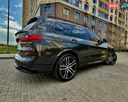 Сірий БМВ X7, об'ємом двигуна 2.99 л та пробігом 99 тис. км за 95900 $, фото 91 на Automoto.ua