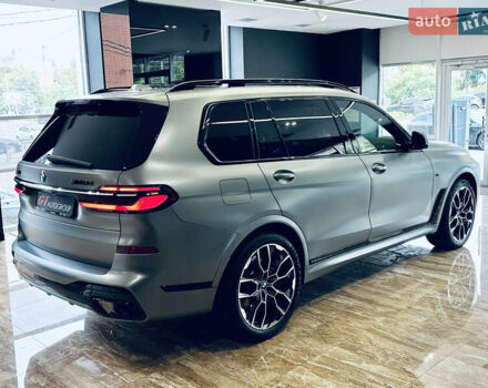 Серый БМВ X7, объемом двигателя 3 л и пробегом 95 тыс. км за 105000 $, фото 6 на Automoto.ua