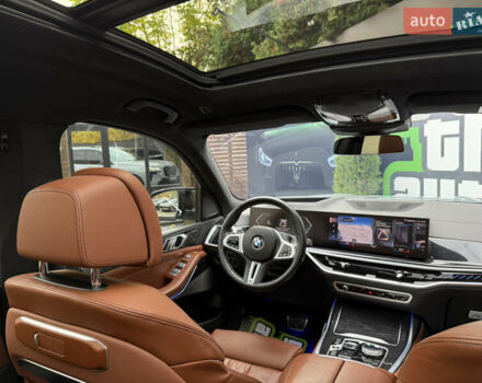 Серый БМВ X7, объемом двигателя 4.39 л и пробегом 45 тыс. км за 129900 $, фото 27 на Automoto.ua