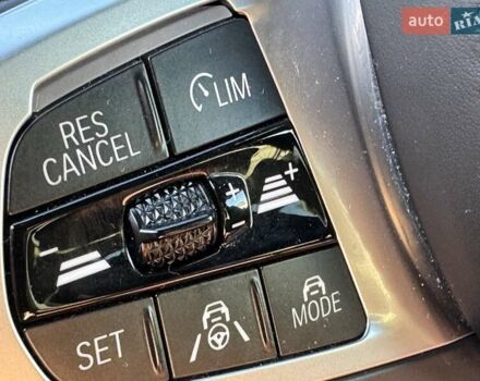 Серый БМВ X7, объемом двигателя 2.99 л и пробегом 37 тыс. км за 95900 $, фото 12 на Automoto.ua