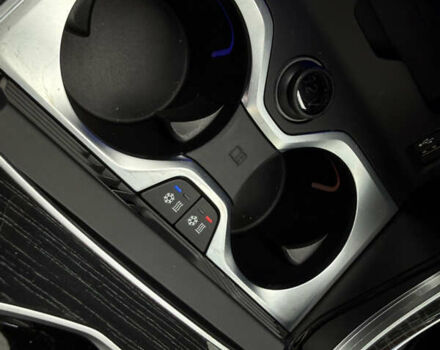 Серый БМВ X7, объемом двигателя 4.39 л и пробегом 45 тыс. км за 129900 $, фото 42 на Automoto.ua