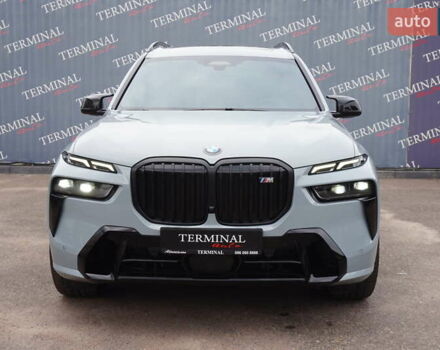 Серый БМВ X7, объемом двигателя 4.39 л и пробегом 52 тыс. км за 139000 $, фото 2 на Automoto.ua