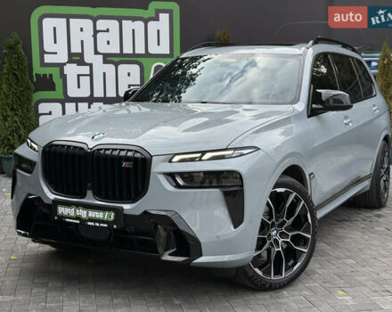 Серый БМВ X7, объемом двигателя 4.39 л и пробегом 45 тыс. км за 129900 $, фото 5 на Automoto.ua