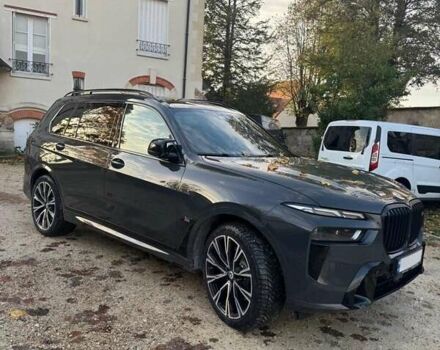 Серый БМВ X7, объемом двигателя 4.39 л и пробегом 97 тыс. км за 119000 $, фото 6 на Automoto.ua