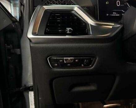 Серый БМВ X7, объемом двигателя 4.39 л и пробегом 83 тыс. км за 135000 $, фото 25 на Automoto.ua