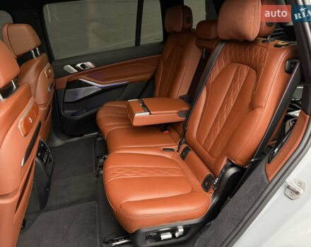 Сірий БМВ X7, об'ємом двигуна 4.39 л та пробігом 52 тис. км за 128000 $, фото 23 на Automoto.ua