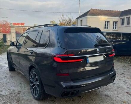Серый БМВ X7, объемом двигателя 4.39 л и пробегом 97 тыс. км за 119000 $, фото 5 на Automoto.ua