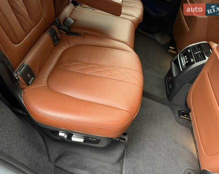 Сірий БМВ X7, об'ємом двигуна 4.39 л та пробігом 52 тис. км за 128000 $, фото 30 на Automoto.ua