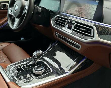 Сірий БМВ X7, об'ємом двигуна 2.99 л та пробігом 55 тис. км за 105900 $, фото 27 на Automoto.ua