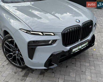 Серый БМВ X7, объемом двигателя 4.39 л и пробегом 45 тыс. км за 129900 $, фото 10 на Automoto.ua