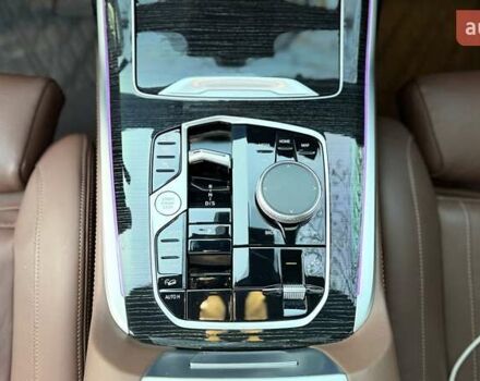 Серый БМВ X7, объемом двигателя 4.39 л и пробегом 83 тыс. км за 135000 $, фото 38 на Automoto.ua