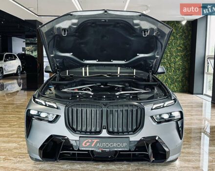 Серый БМВ X7, объемом двигателя 3 л и пробегом 95 тыс. км за 105000 $, фото 74 на Automoto.ua