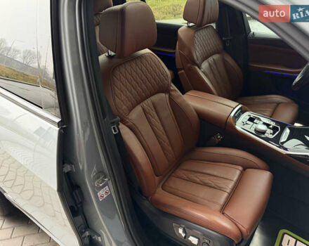 Сірий БМВ X7, об'ємом двигуна 4.39 л та пробігом 52 тис. км за 128000 $, фото 43 на Automoto.ua