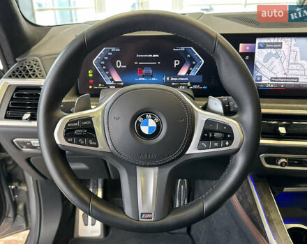 Серый БМВ X7, объемом двигателя 3 л и пробегом 95 тыс. км за 105000 $, фото 25 на Automoto.ua