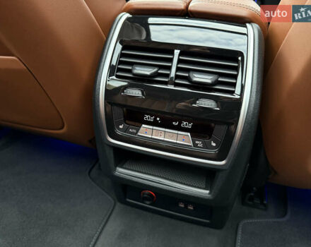 Серый БМВ X7, объемом двигателя 4.39 л и пробегом 45 тыс. км за 129900 $, фото 29 на Automoto.ua