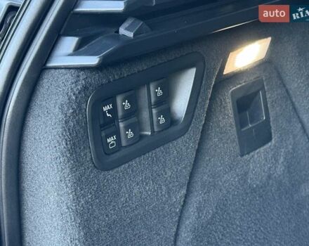 Серый БМВ X7, объемом двигателя 2.99 л и пробегом 99 тыс. км за 110900 $, фото 63 на Automoto.ua