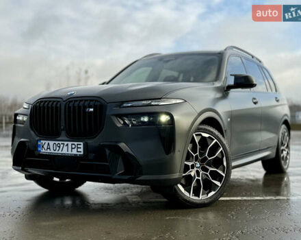 Серый БМВ X7, объемом двигателя 4.39 л и пробегом 45 тыс. км за 139900 $, фото 1 на Automoto.ua