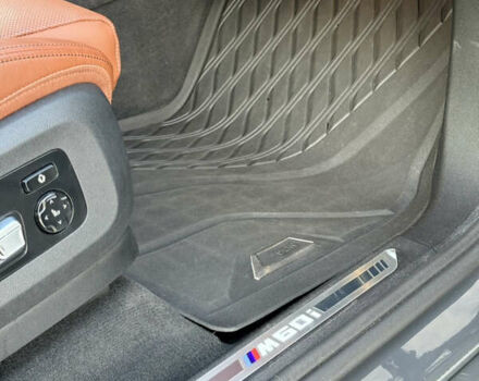 Серый БМВ X7, объемом двигателя 4.39 л и пробегом 45 тыс. км за 139900 $, фото 27 на Automoto.ua