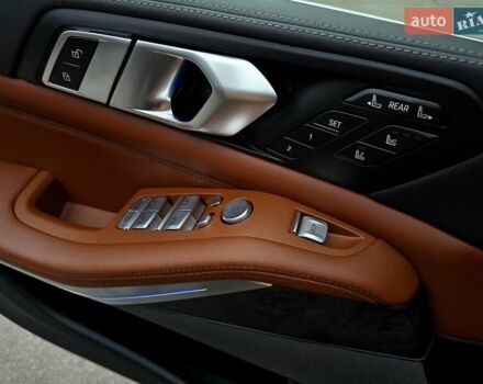 Серый БМВ X7, объемом двигателя 3 л и пробегом 63 тыс. км за 91000 $, фото 57 на Automoto.ua