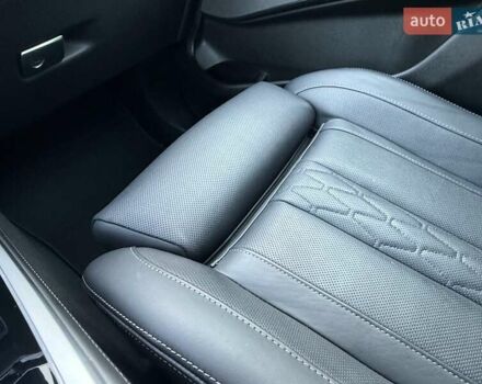 Серый БМВ X7, объемом двигателя 2.99 л и пробегом 99 тыс. км за 110900 $, фото 119 на Automoto.ua