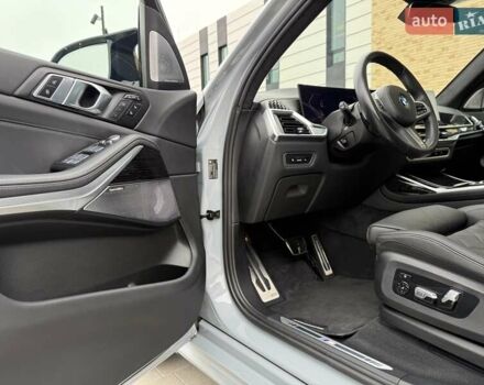 Серый БМВ X7, объемом двигателя 3 л и пробегом 16 тыс. км за 108800 $, фото 55 на Automoto.ua