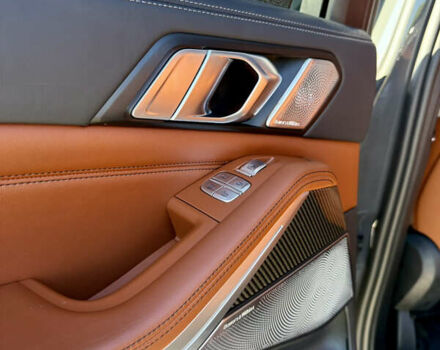 Серый БМВ X7, объемом двигателя 4.39 л и пробегом 34 тыс. км за 139900 $, фото 19 на Automoto.ua