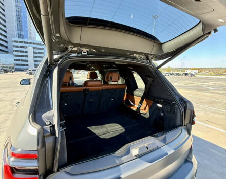 Серый БМВ X7, объемом двигателя 4.39 л и пробегом 34 тыс. км за 139900 $, фото 28 на Automoto.ua