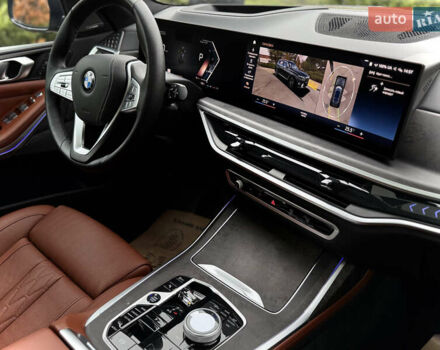 Серый БМВ X7, объемом двигателя 3 л и пробегом 63 тыс. км за 91000 $, фото 39 на Automoto.ua