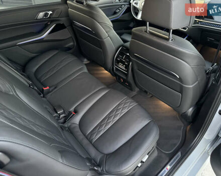 Серый БМВ X7, объемом двигателя 2.99 л и пробегом 86 тыс. км за 119000 $, фото 41 на Automoto.ua