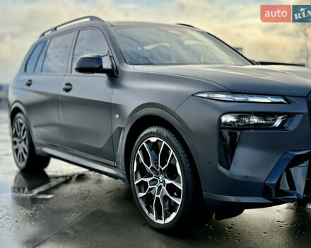 Серый БМВ X7, объемом двигателя 4.39 л и пробегом 45 тыс. км за 139900 $, фото 9 на Automoto.ua