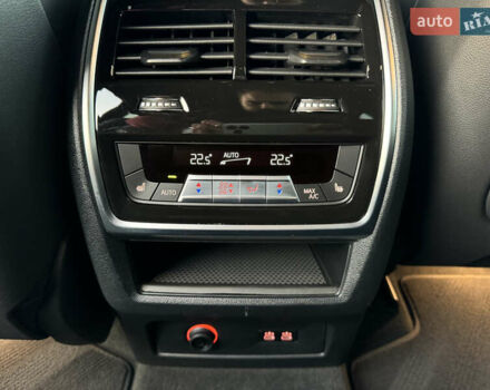 Серый БМВ X7, объемом двигателя 2.99 л и пробегом 86 тыс. км за 119000 $, фото 13 на Automoto.ua